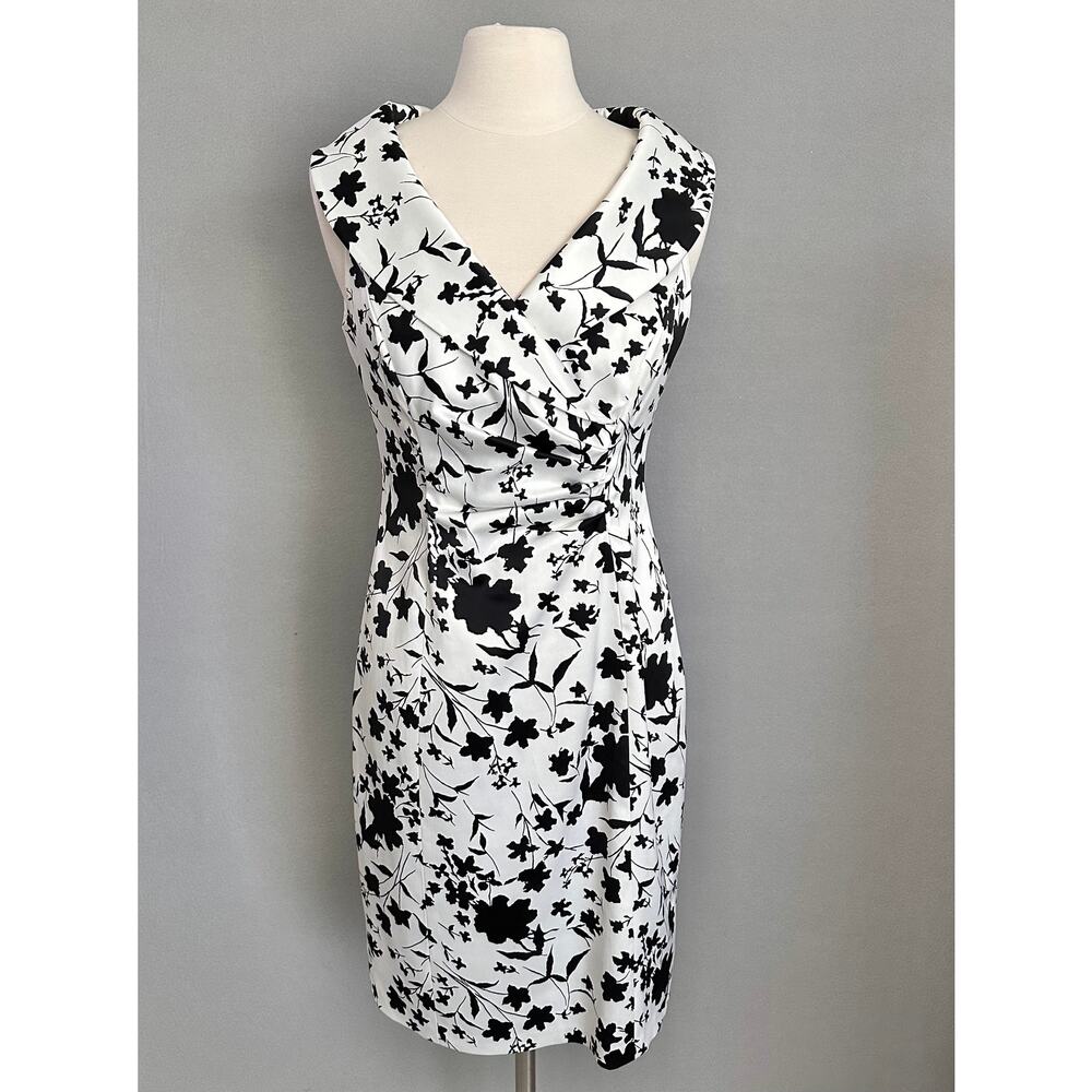 Kay Unger Satin Sheath Portrait Collar Party Cocktail Dress Sz 8 Black and White